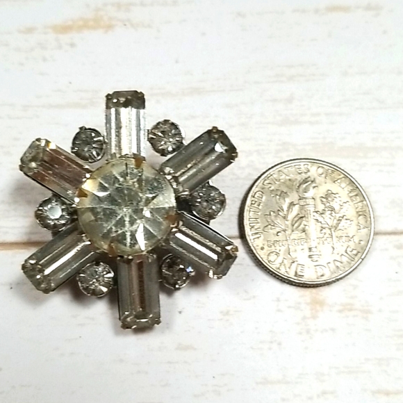 Vintage 1950s Rhinestone Silver Tone Star Brooch - Picture 7 of 11